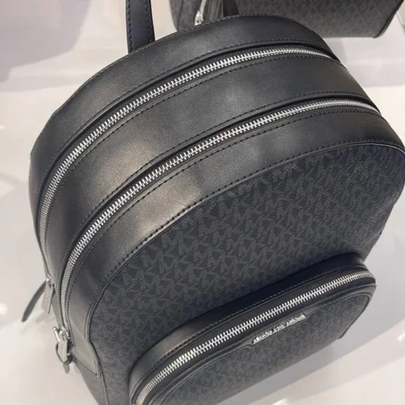 Michael Kors Jaycee Large Zip Pocket Backpack Black - Picture 10 of 16